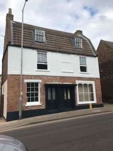 The Beehive, Ground Floor Apartment In Norfolk, No Shared Amenities Downham Market Εξωτερικό φωτογραφία